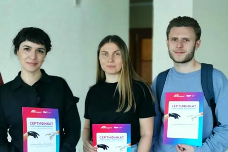 Терапевты посетили марафон по реставрации зубов. Врач Панова Ольга вышла в финал конкурса реставраций